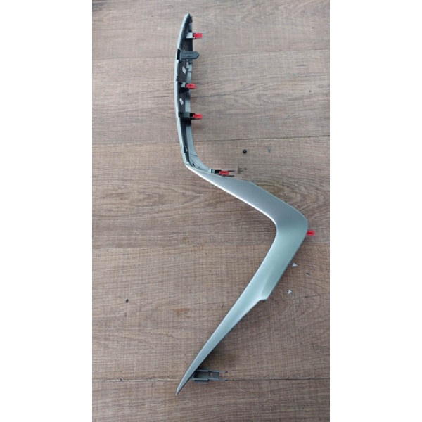Moldura Friso Console Lado Esquerdo Toyota Yaris  2019