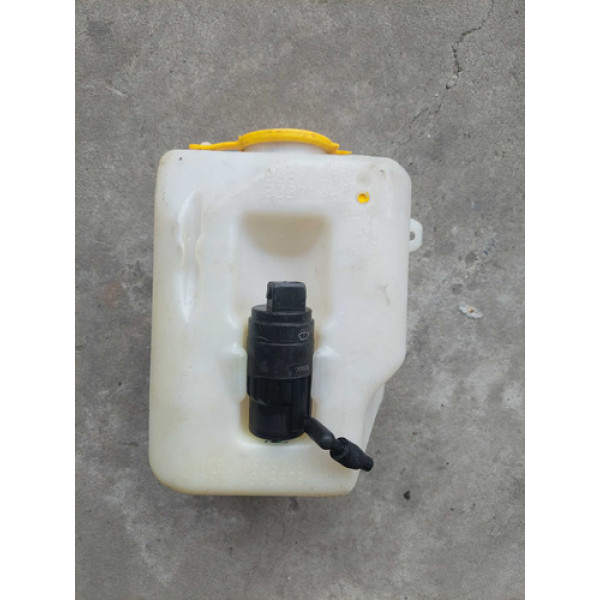 Reservatório De Água Para-brisa Gm Corsa Montana 2009