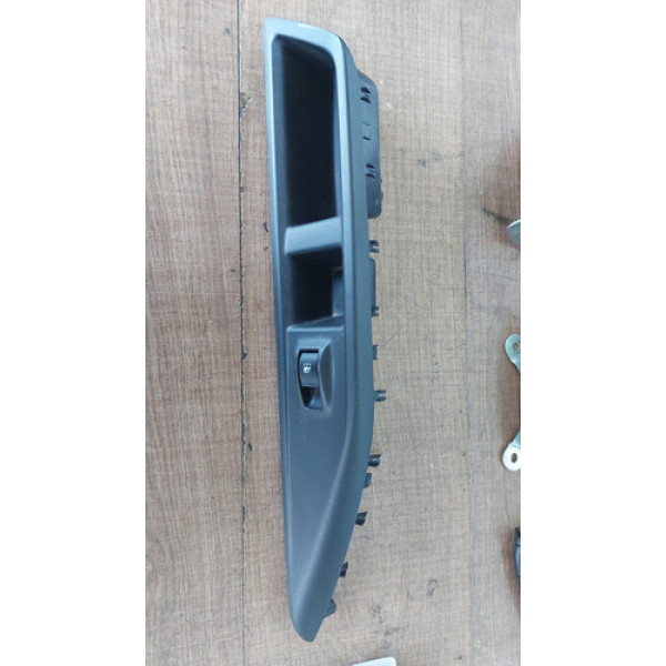 Botão Do Vidro Direito Strada Endurance 2021