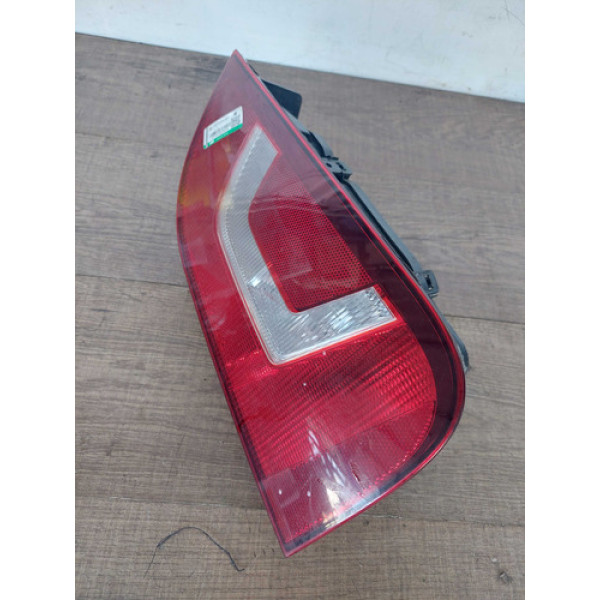 Lanterna Traseira Direito Volkswagen Up 2015