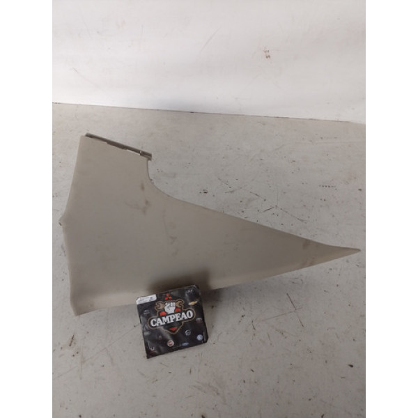 Moldura Coluna Traseira Esquerda Nissan Sentra 2008