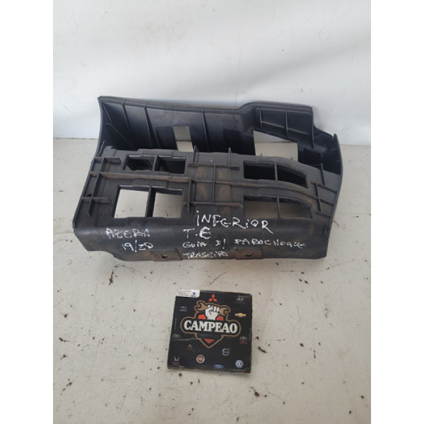 Guia Parachoque Traseiro Esquerdo Hyundai Azera 2019 2020 