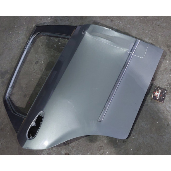 Porta Traseira Direita Linea 2015 Com Detalhes