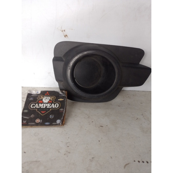 Moldura Farol Milha Direito Renault Kwid 2019