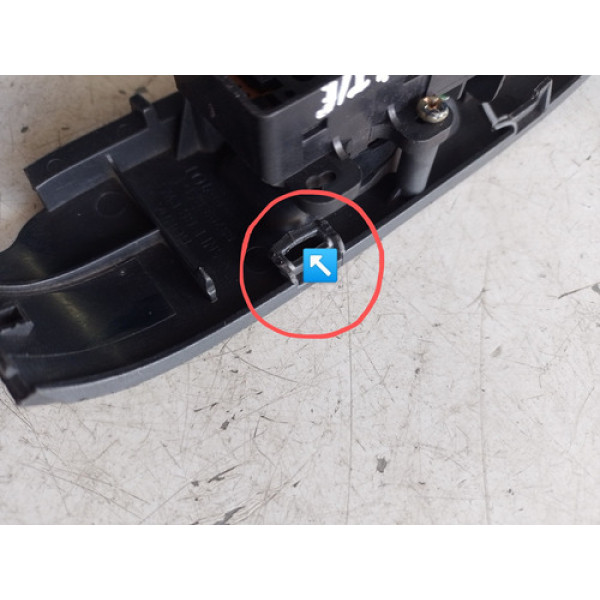 Botão Vidro Traseiro Esquerdo   Moldurahknda Fit 1.4 2004