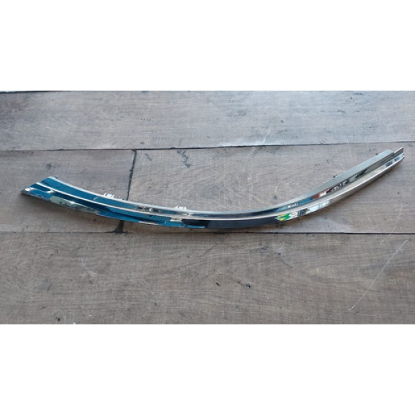 Friso Cromado Do Farol Esquerdo Corolla 2015