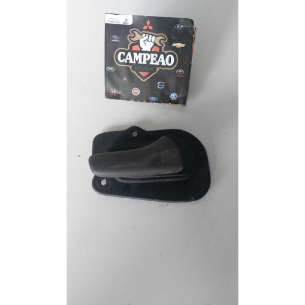 Maçaneta Interna Dianteira Direita Chevrolet Corsa 2002