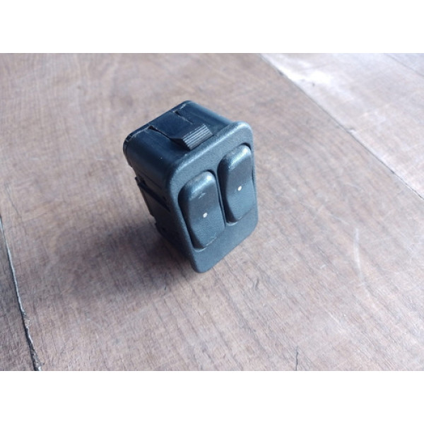 Comando Vidro Elétrico Dianteiro Esquerdo Gm Celta 1.0 2012