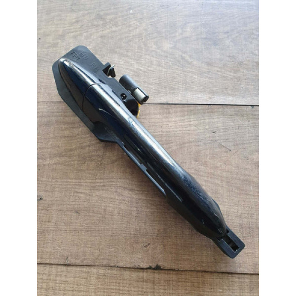 Maçaneta Externa Dianteira Direita Hyundai Hb20 2015