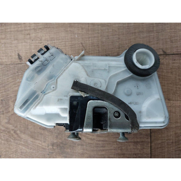 Fechadura Dianteira Direita Toyota Corolla 2016