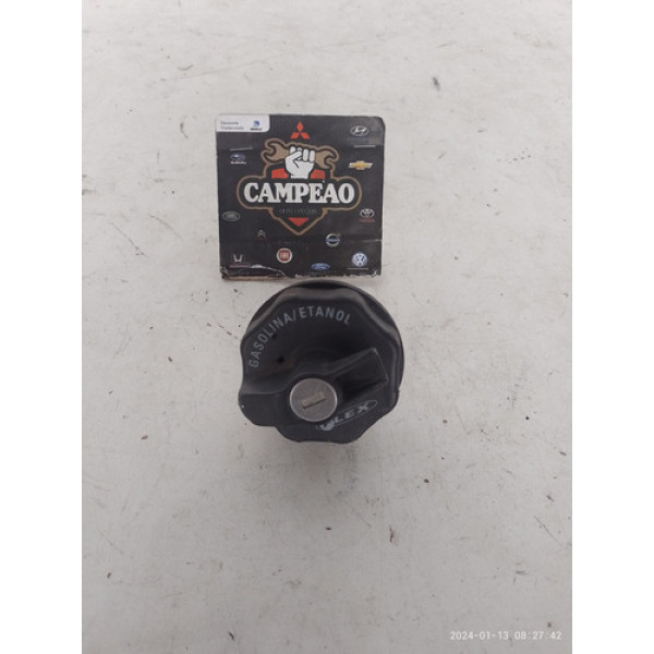 Tampa Gargalo Fiat Mobi 2018 C Detalhe 