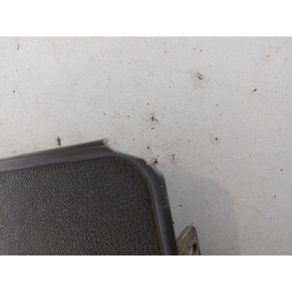 Tampa Porta Luvas Volkswagen Kombi 2004 C Detalhe 