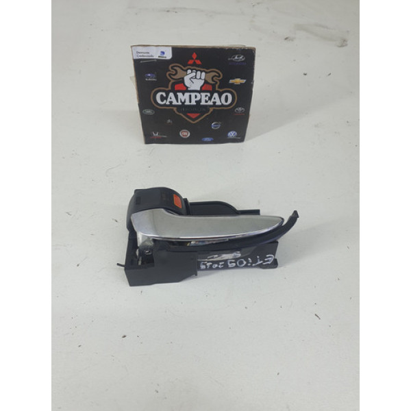 Maçaneta Interna Traseira Esquerda Toyota Etios 2015