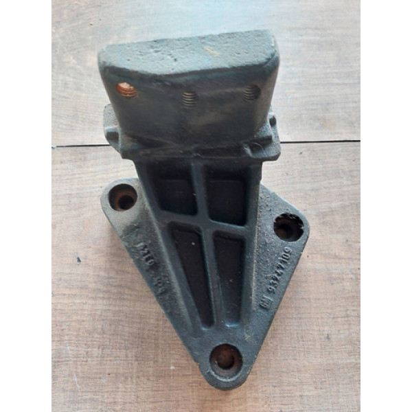 Suporte Motor Direito Astra 1.8 2.0 99/09 Astra / Zafira 