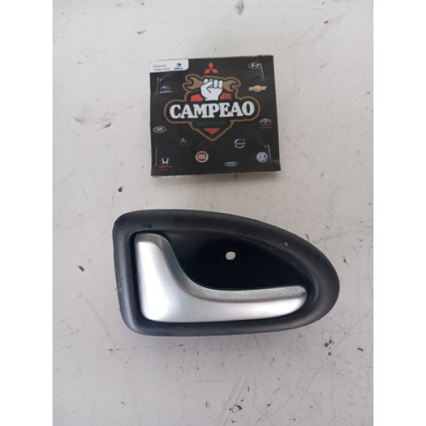 Maçaneta Interna Esquerda Renault Symbol 2012