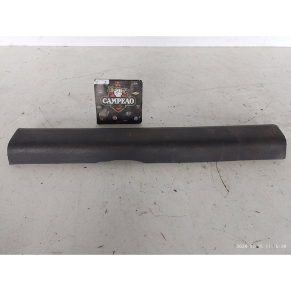 Soleira Porta Dianteira Esquerda Nissan Versa 2017