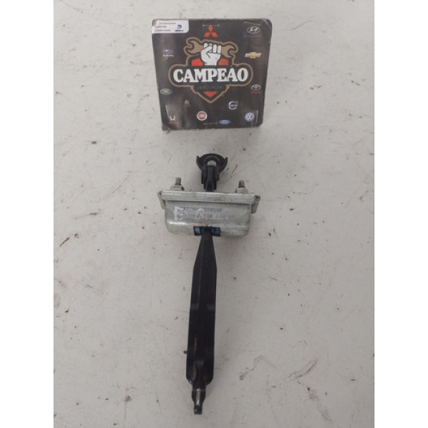 Limitador Porta Traseiro Esquerdo Chevrolet Cruze 2014