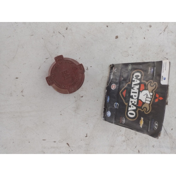 Tampa Reservatório Partida Fria Chevrolet Agile 2013