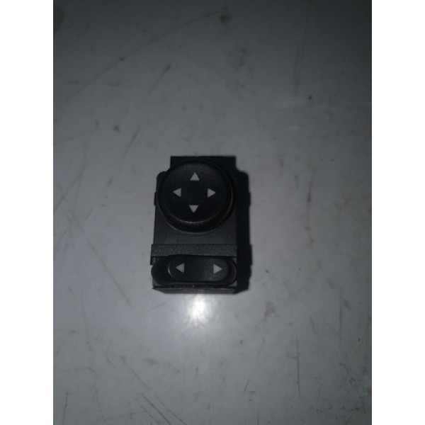 Botao Retrovisor Fiat Idea Adventure 2012