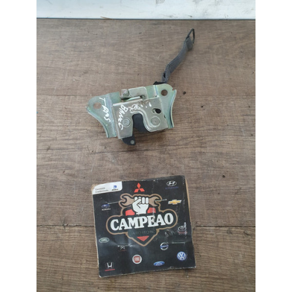 Trava Banco Traseiro Fiat Linea 2015