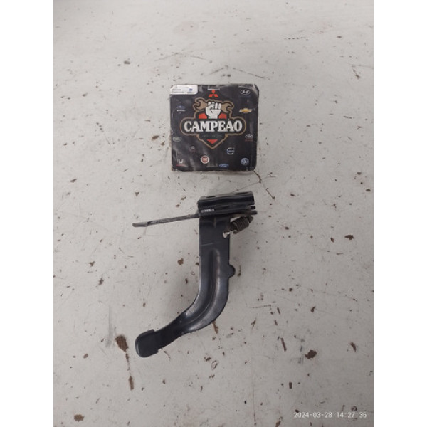 Trava Trinco Capo Nissan Versa 2018