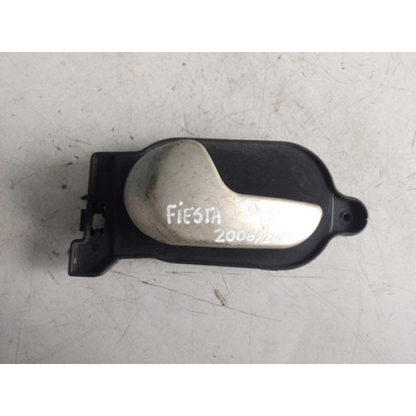 Maçaneta Interna Esquerda Ford Fiesta 2006/2007