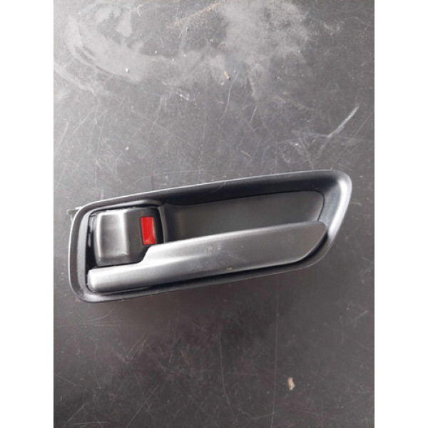 Maçaneta Interna Dianteira Esquerda Toyota Corolla 2021