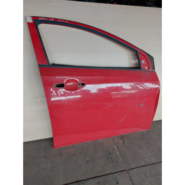 Porta Dianteira Direita Hyundai Hb20 2015 Com Detalhe
