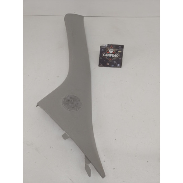 Moldura Esquerda Parabrisa Chevrolet Tracker 2014