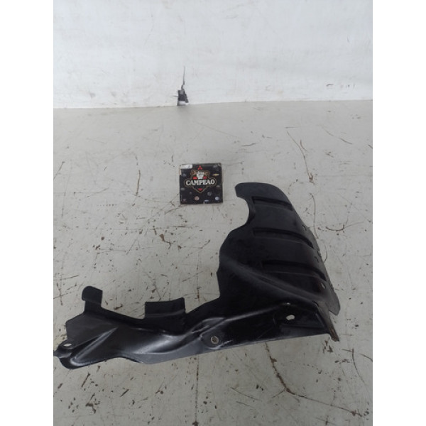 Protetor Inferior Roda Dianteira Esquerda Fiat Mobi 2020