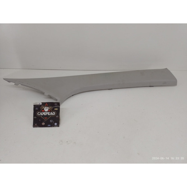 Acabamento Coluna Parabrisa Direito Renault Captur 1.6 2019