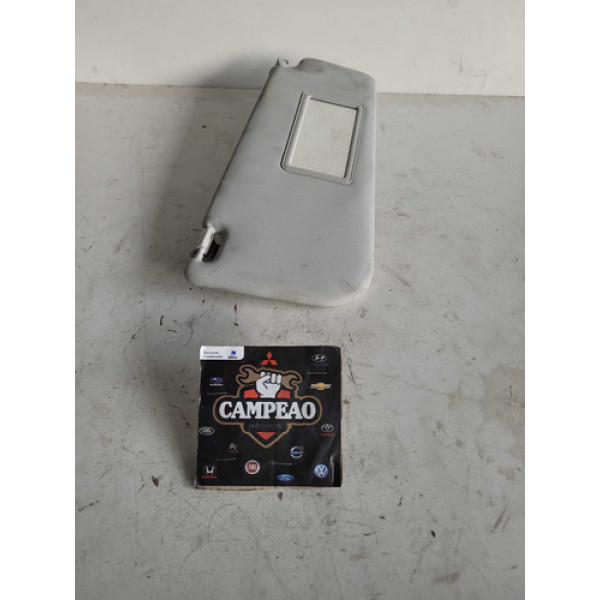 Quebra Sol Direito Fiat Mobi 2017