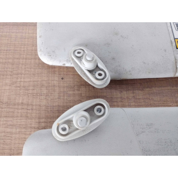 Par Quebra Sol Fiat Fiorino 2017 